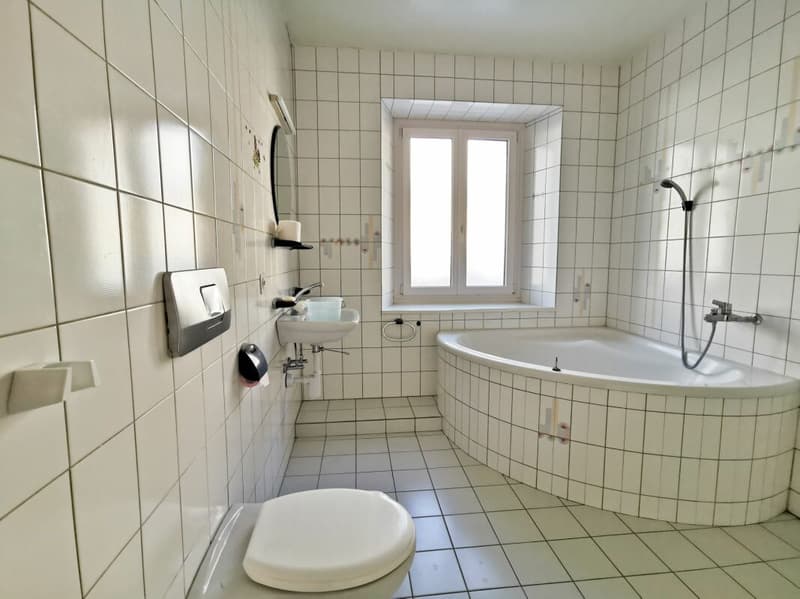 Grand appartement de 4.5 pièces avec cheminée (10)