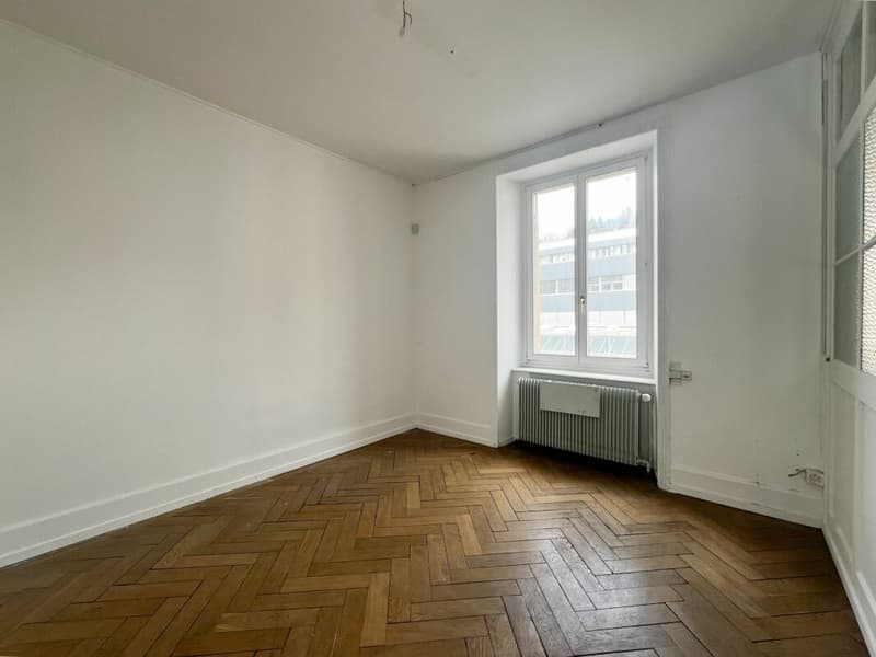 Spacious premises of approximately 220m² in the city center (8)
