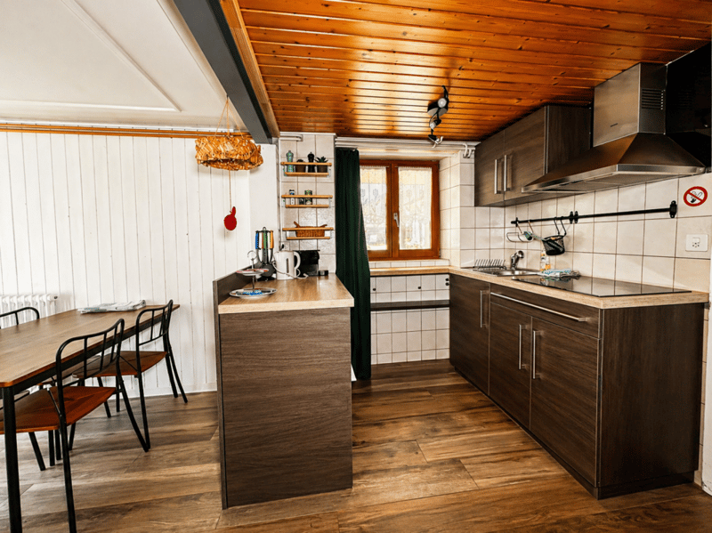 Beautiful house with 4 apartments (12)