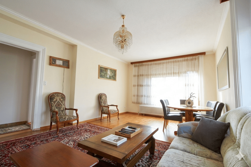 ### Character property in its green setting (5)