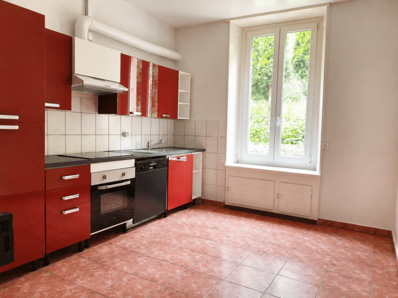 Großes Apartment mit 4,5 Zimmern im Stadtzentrum (2)