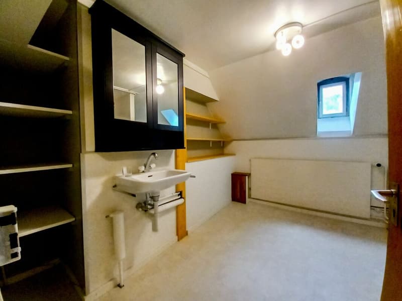 Joli studio situé au Quartier Neuf (4)