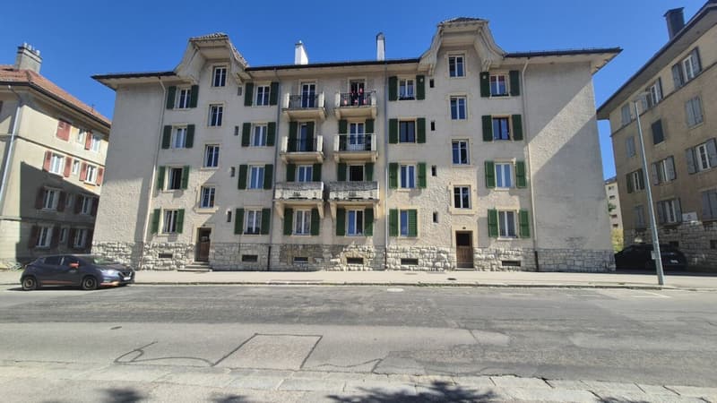 Magnificent 3-room apartment completely renovated with balcony - Le Locle (14)