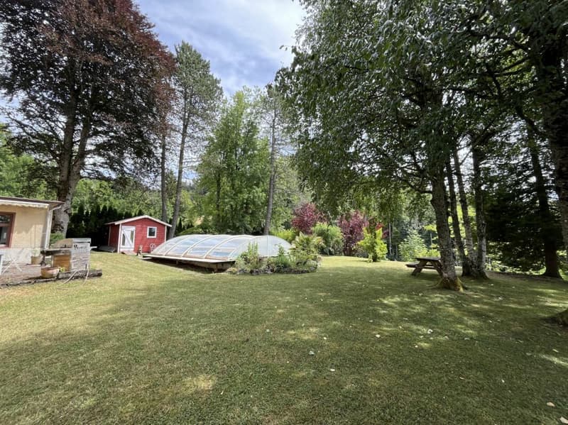 Maison de maître de 4 appartements avec piscine (4)