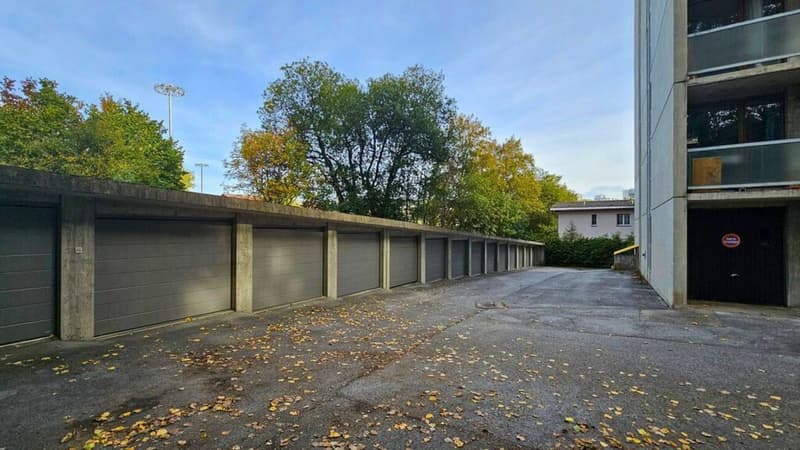 Garage individuel à louer - La Charrière, La Chaux-de-Fonds (2)