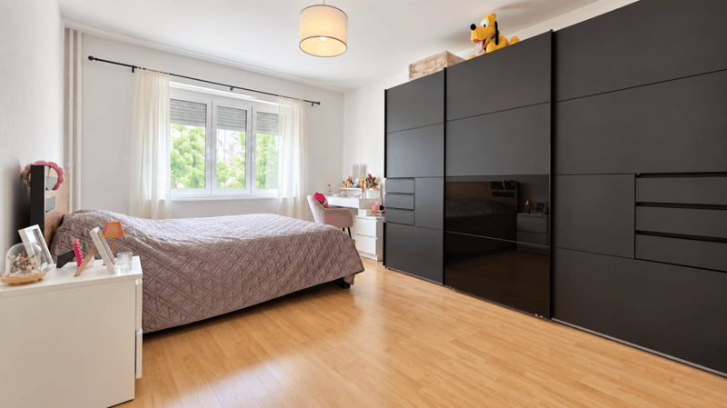Bel appartement de 3.5 pièces avec balcon proche de la nature (4)