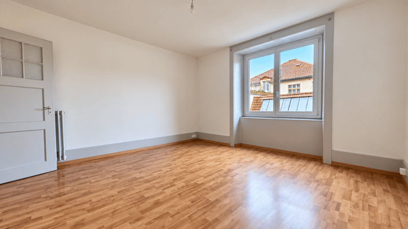 Charmant appartement de 3 pièces au rez supérieur avec fibre optique (5)