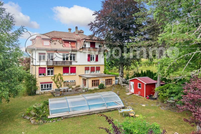 Maison de maître de 4 appartements avec piscine (1)