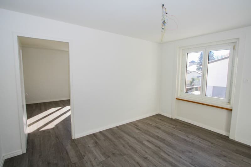 Lumineux appartement de 3.5 pièces aux Ponts-de-Martel (3)