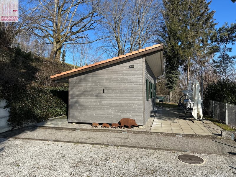 Habitation de 2 pièces entièrement rénovée sur un terrain de 1'287 m2 (2)