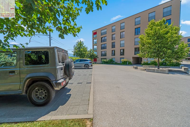 Magnifique appartement de 4.5 pièces au 1er étage 2 places de parc (2)