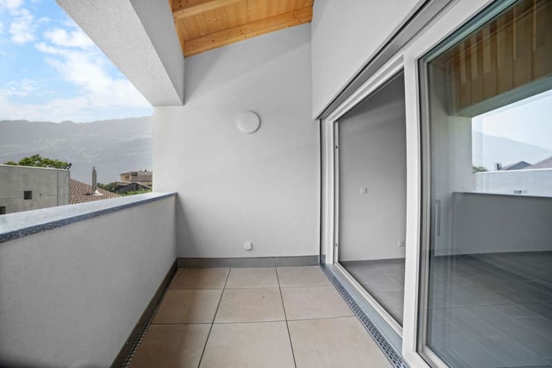 Attic of 3.5 rooms in a duplex in a NEW building! (13)