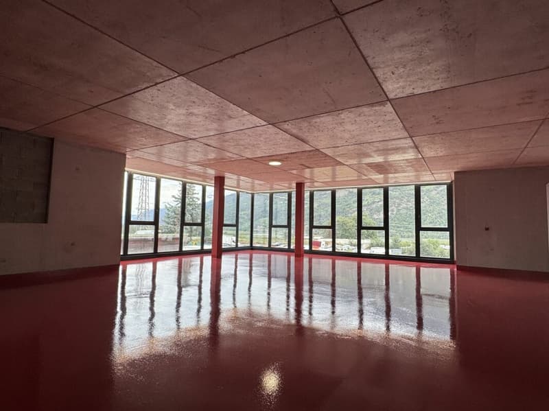 Parcheggio interno riscaldato al 1° piano (2)