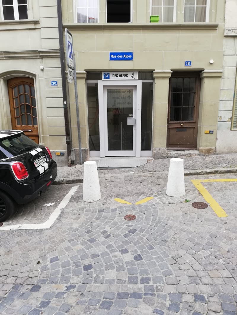 Sortie Rue des Alpes