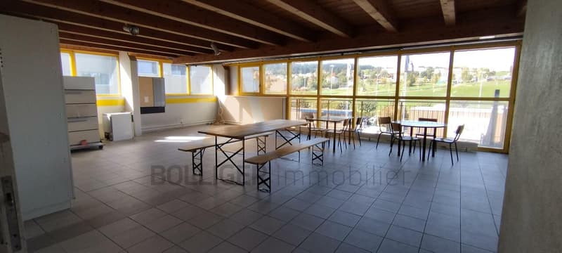 In vendita Sala espositiva, uffici, magazzini, garage e poligono di tiro (8)