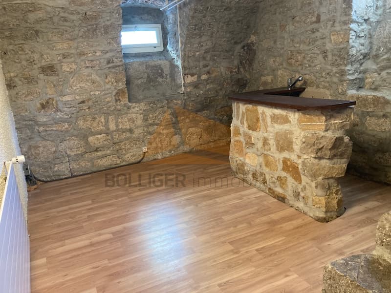 GRANDE APPARTAMENTO DUPLEX DI 6 LOCALI CON CARPORT IN VENDITA (13)