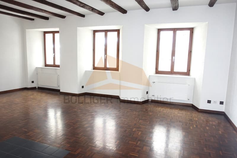 GRANDE APPARTAMENTO DUPLEX DI 6 LOCALI CON CARPORT IN VENDITA (4)