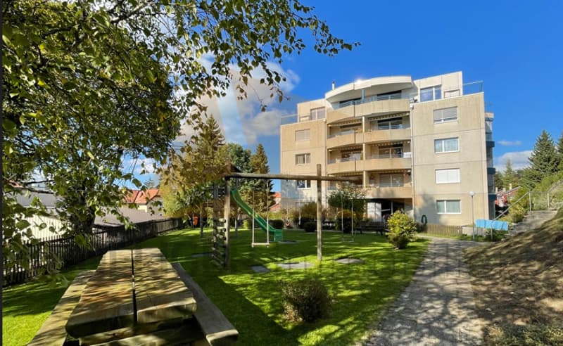 A VENDRE APPARTEMENT de 4 PIÈCES 111 M2 AVEC PLACE DE PARC EXTÉRIEURE (2)