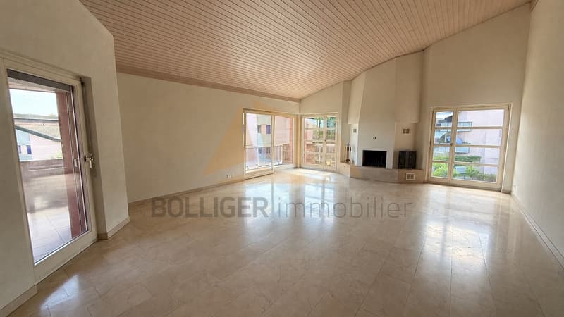 A VENDRE MAGNIFIQUE APPARTEMENT DE 4,5 PIÈCES EN PPE DE 137 M2 (1)