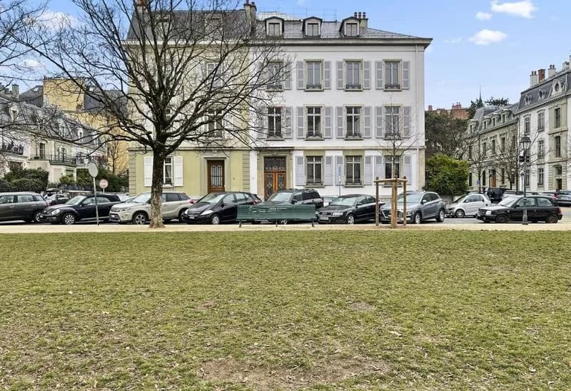 Exceptional townhouse in the heart of the city (1)