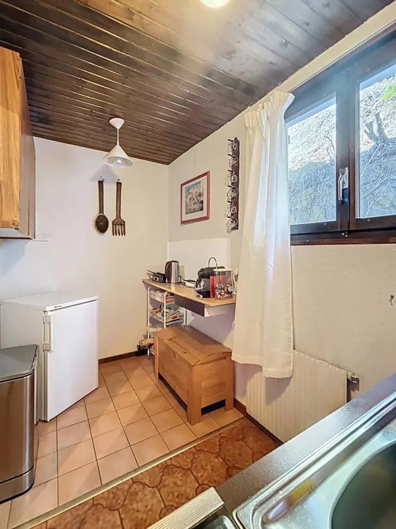 Charming semi-detached chalet with exceptional views and sunshine (9)