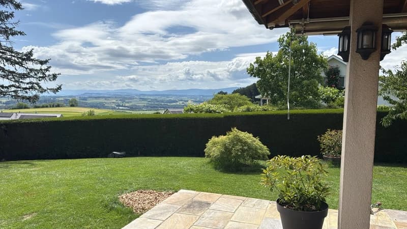 Une propriété d'exception avec vue sur le lac ! (5)