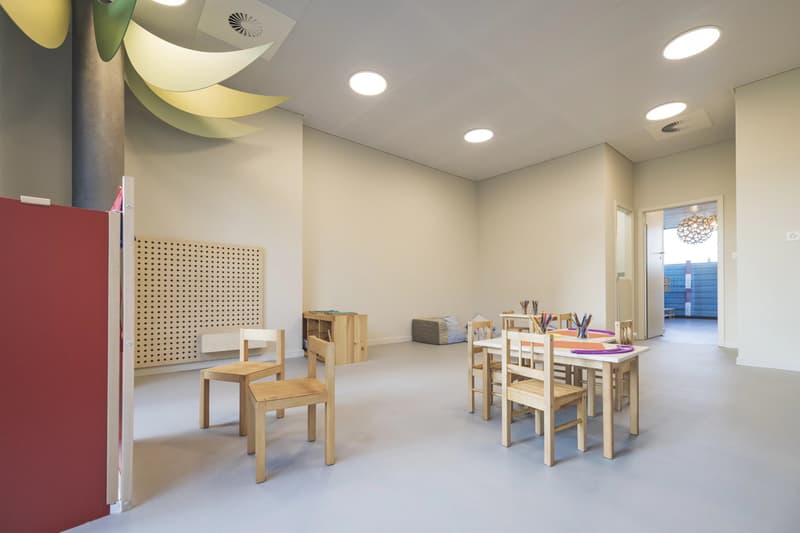 Premises to be handed over for a nursery (10)