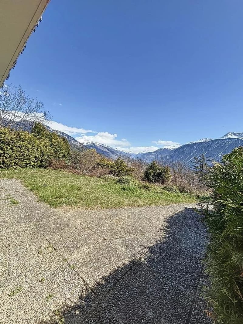 Charmant chalet mitoyen avec vue et ensoleillement exceptionnel (13)