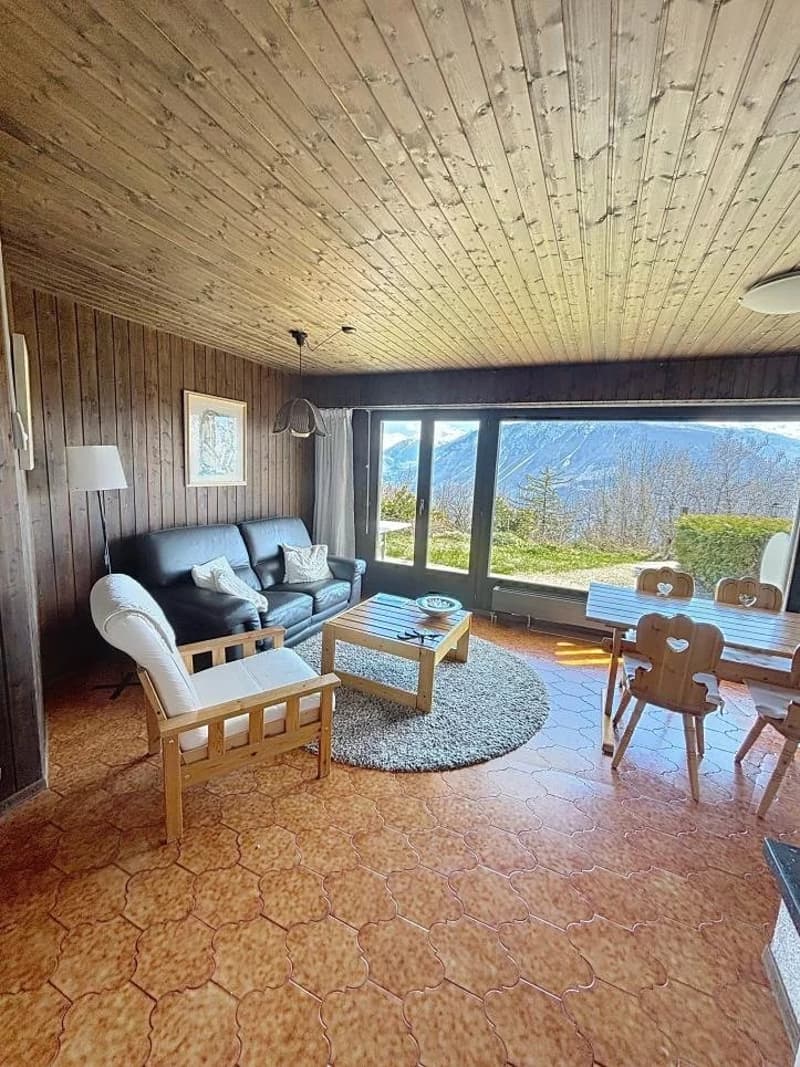 Charmant chalet mitoyen avec vue et ensoleillement exceptionnel (1)