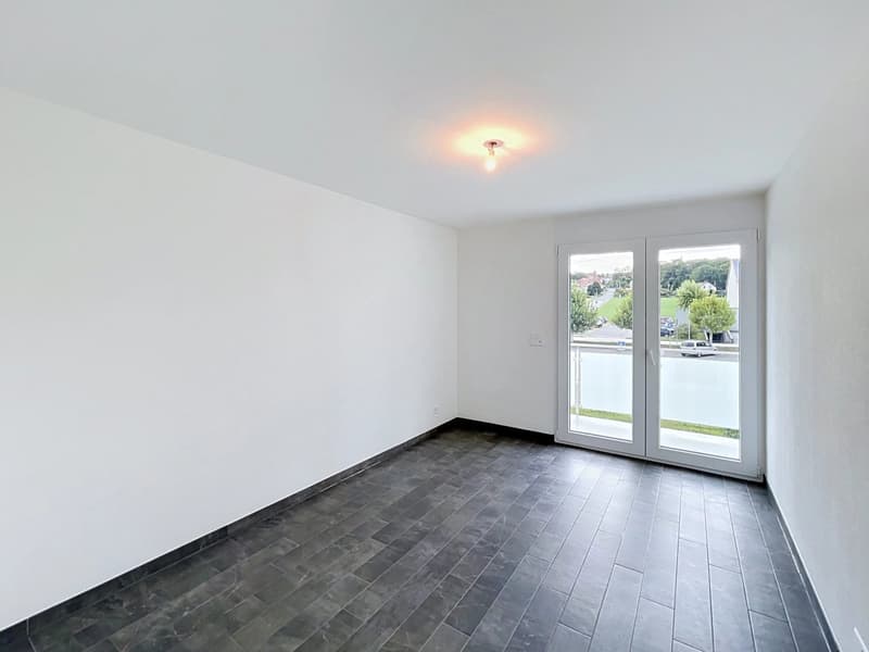 Spacieuse villa de 5.5 pièces avec terrasse et jardin (12)