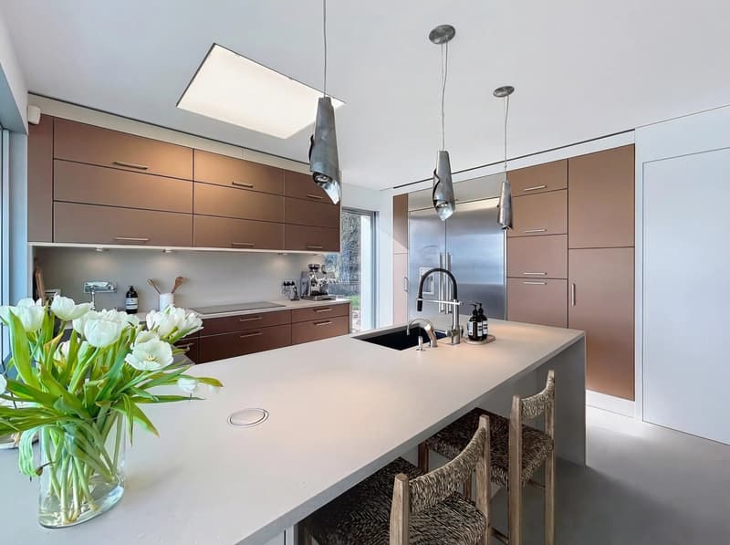 Contemporary 600 m² property with panoramic lake view (5)