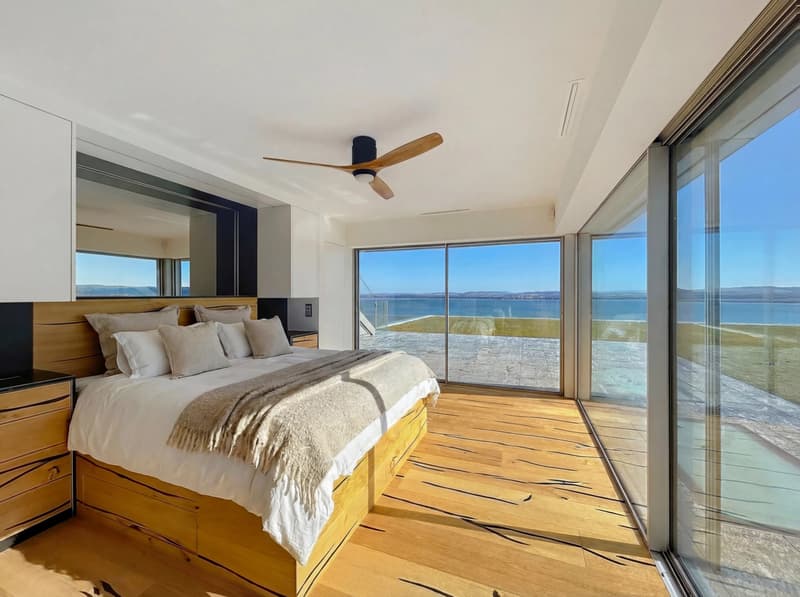 Proprietà contemporanea di 600 m² con vista panoramica sul lago (9)