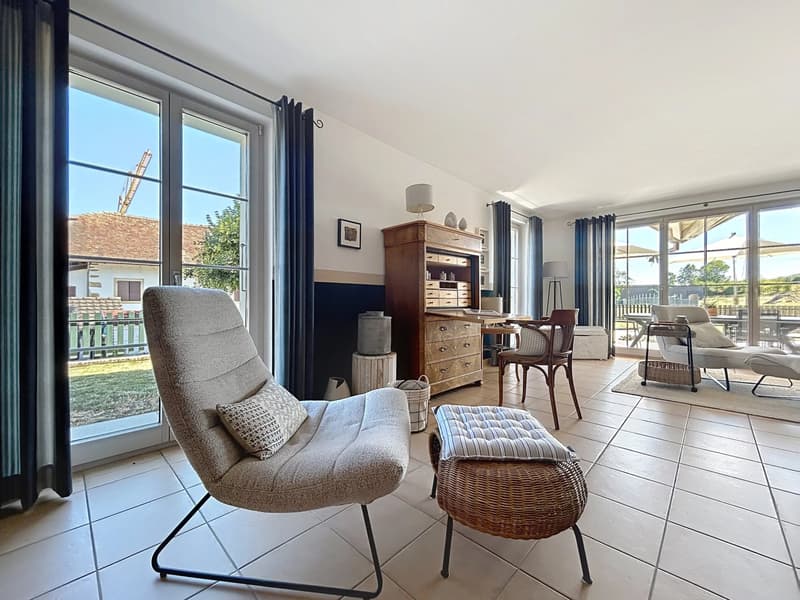 Spacieuse villa familiale de caractère avec vaste jardin (Laténa) (5)