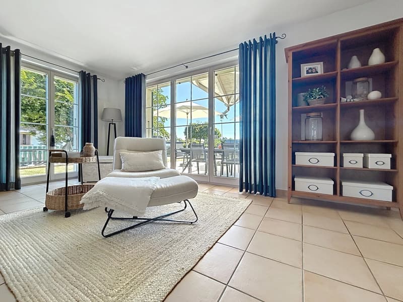 Spacieuse villa familiale de caractère avec vaste jardin (Laténa) (4)