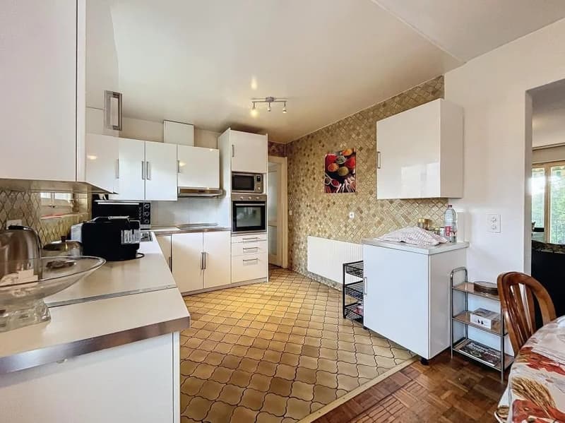 Casa con grande potenziale per la ristrutturazione (4)