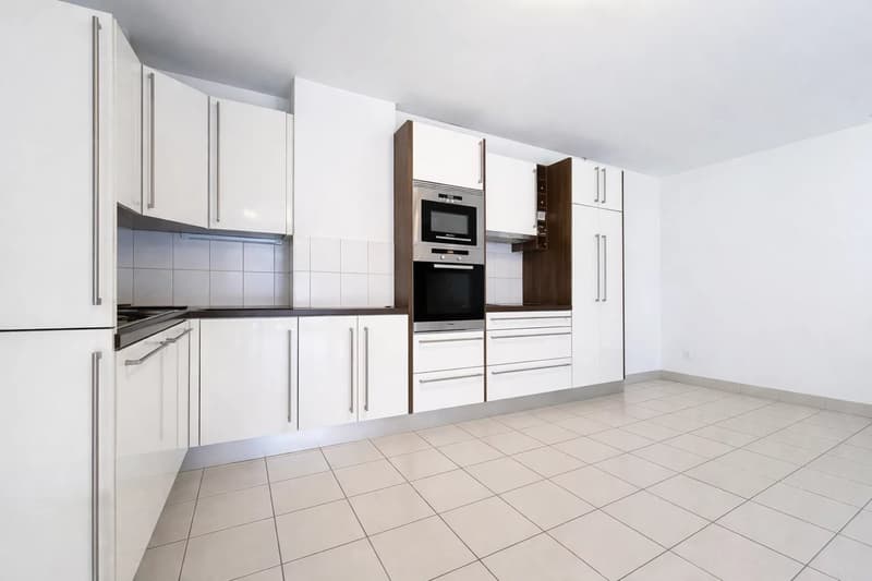 Beautiful 3.5-room apartment in Gland (3)