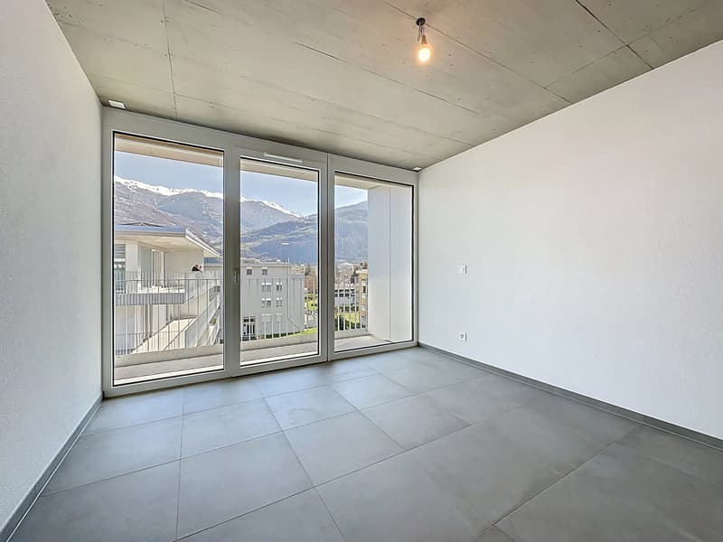 Bright Attic with Large Balcony (7)
