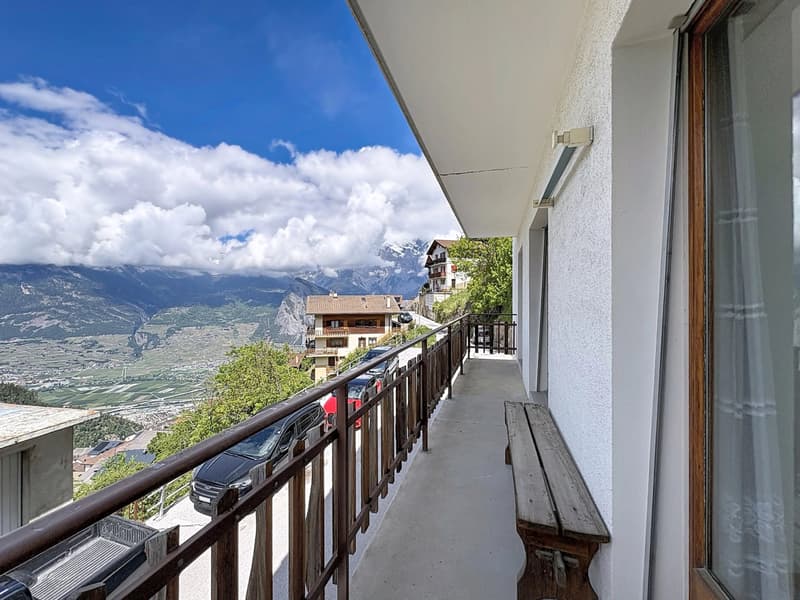 4,5 Zimmer mit atemberaubendem Blick zu renovieren (12)