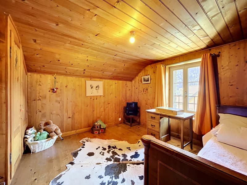 Magnificent character chalet (10)