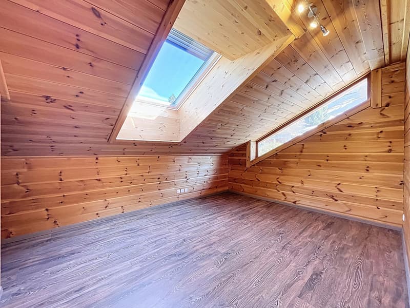 Chalet contemporain avec vue imprenable sur les Alpes (10)