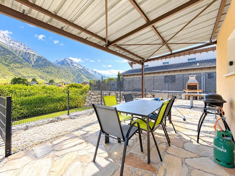 Villa individuelle avec grand jardin et terrasse (9)