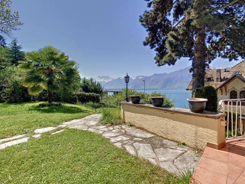 Magnifique villa avec vue lac  ! (2)