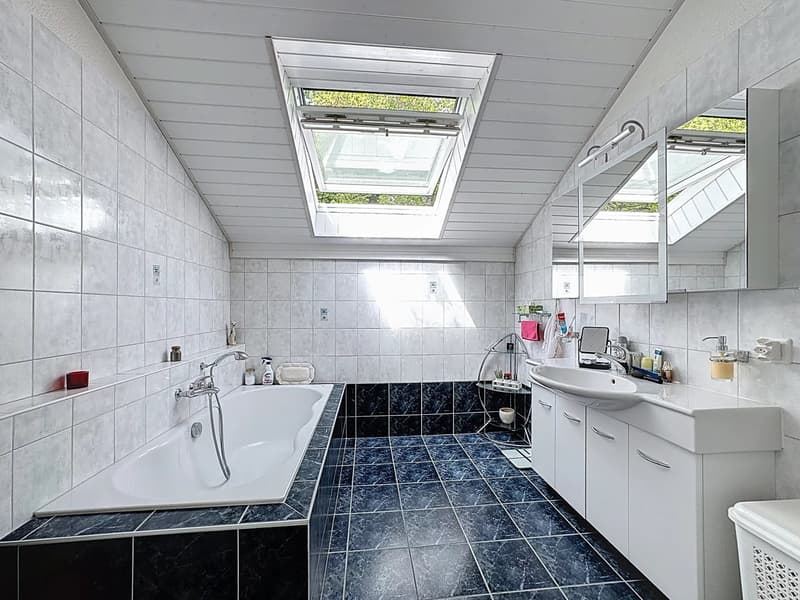 Maison familiale avec un studio indépendant ! (4)