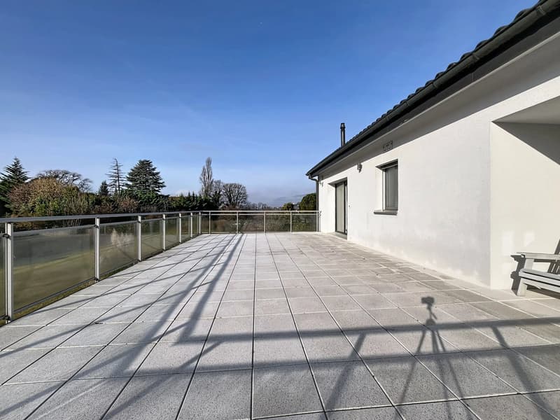 Helle Villa in der Nähe der Internationalen Schule (6)