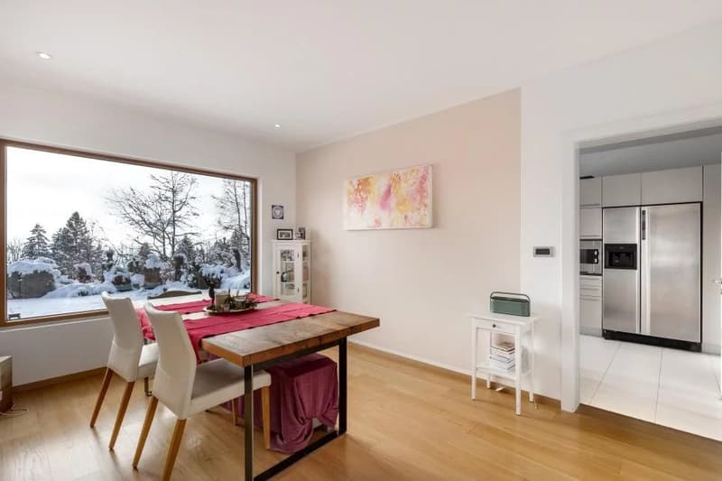 Chalet con vista impareggiabile e potenziale eccezionale (4)
