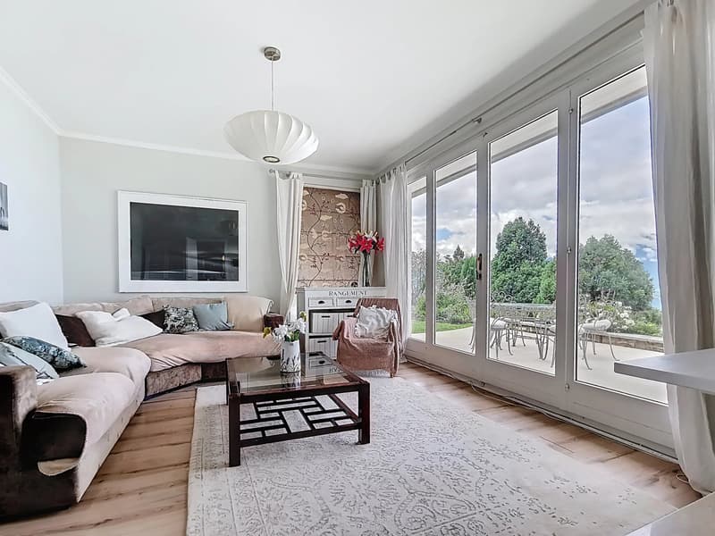 Magnificent individual villa with a view of Lake Geneva! (7)