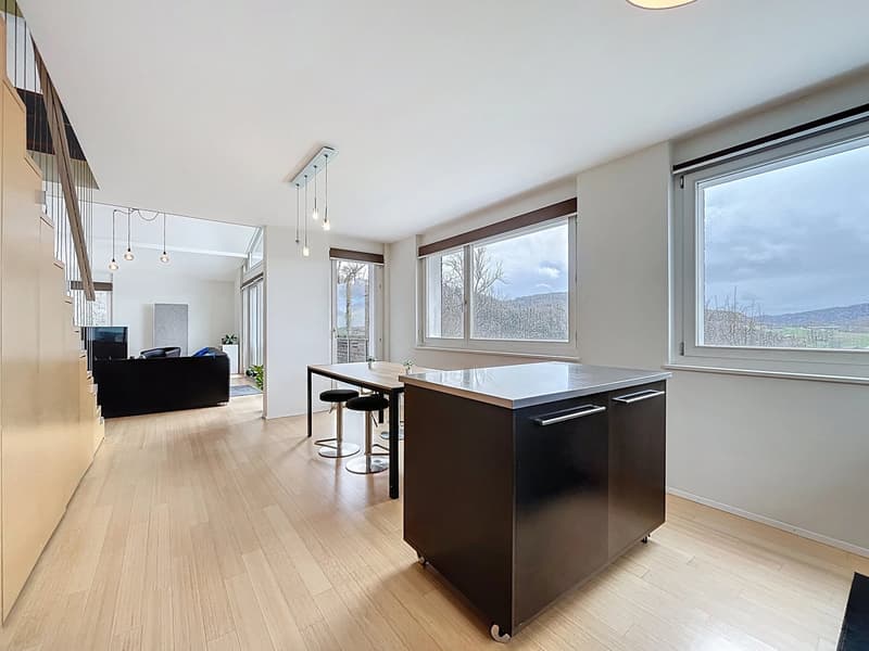 Charming 5.5-room duplex! (4)