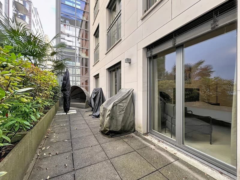 Spacious 4.5 room apartment in modern residence with balcony and terrace (11)