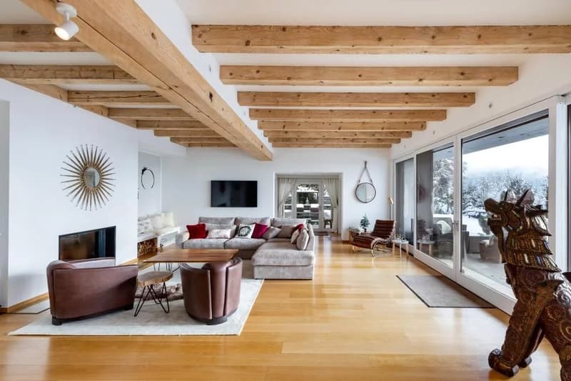Chalet con vista impareggiabile e potenziale eccezionale (2)
