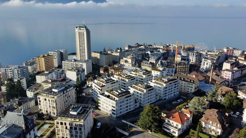 Vue sur le lac au coeur de Montreux (2)